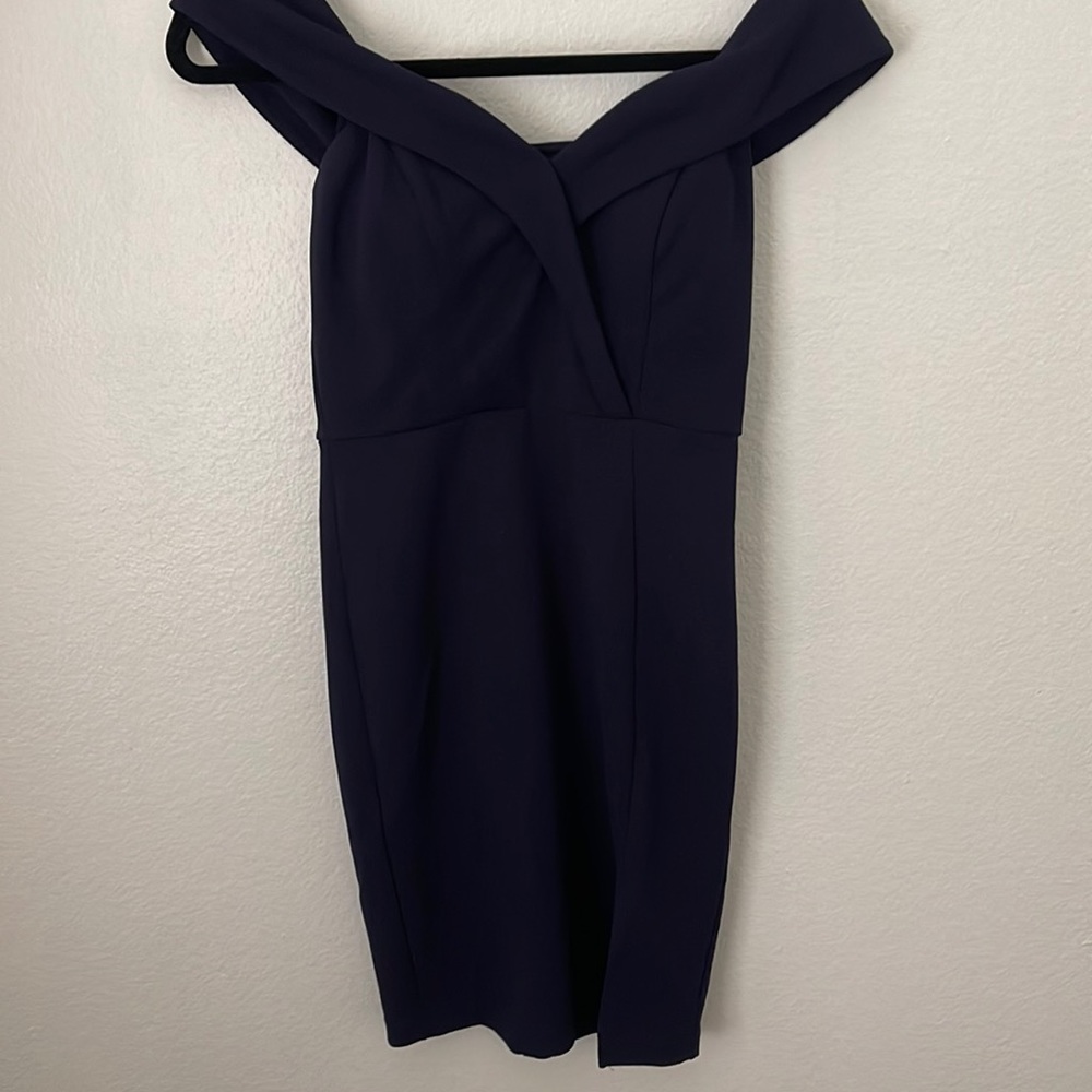 Off the shoulder navy blue short dress